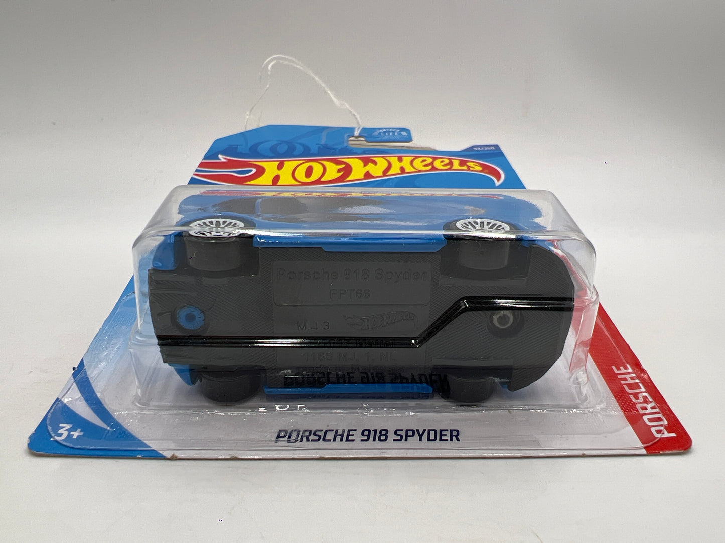 2020 Hot Wheels Porsche #94 Porsche 918 Spyder Blue