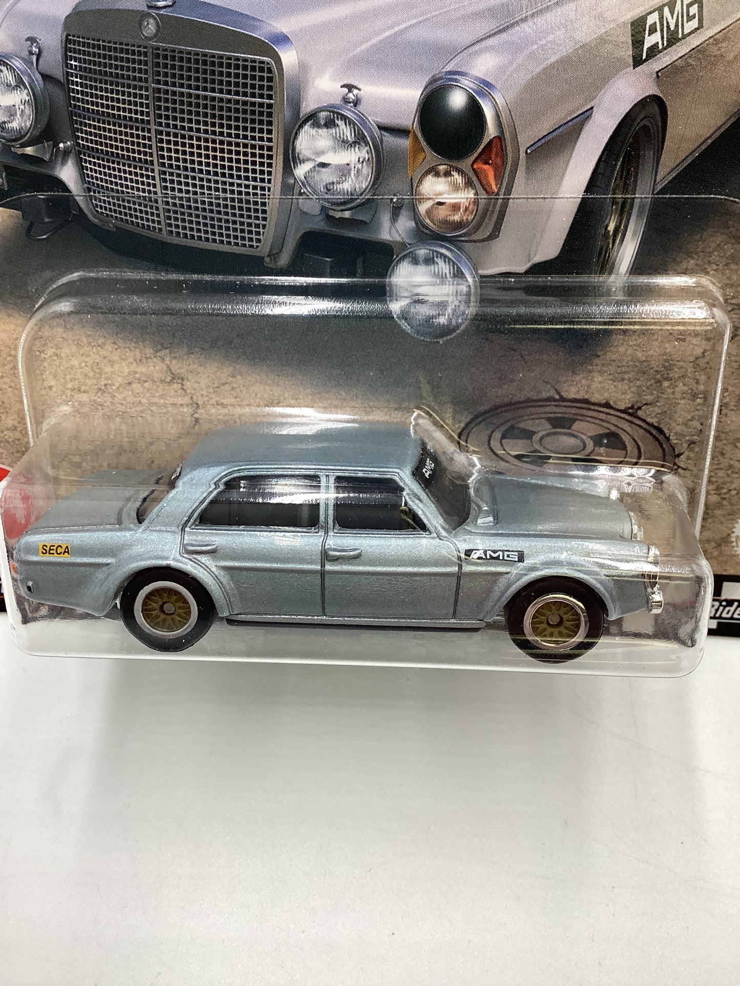 Hot Wheels Boulevard #54 Mercedes Benz 300 Sel 6.8 AMG Silver 260F