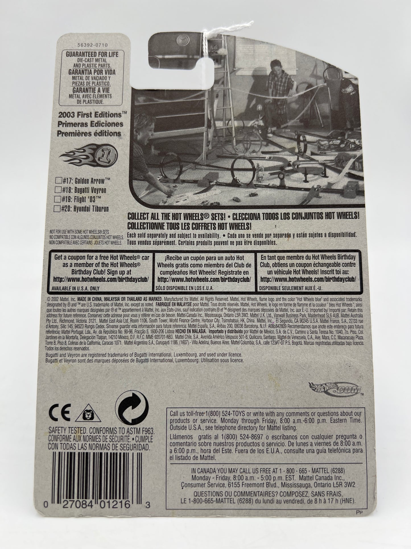 2003 Hot Wheels First Editions #30 Bugatti Veyron Red/Black W/Protector SR