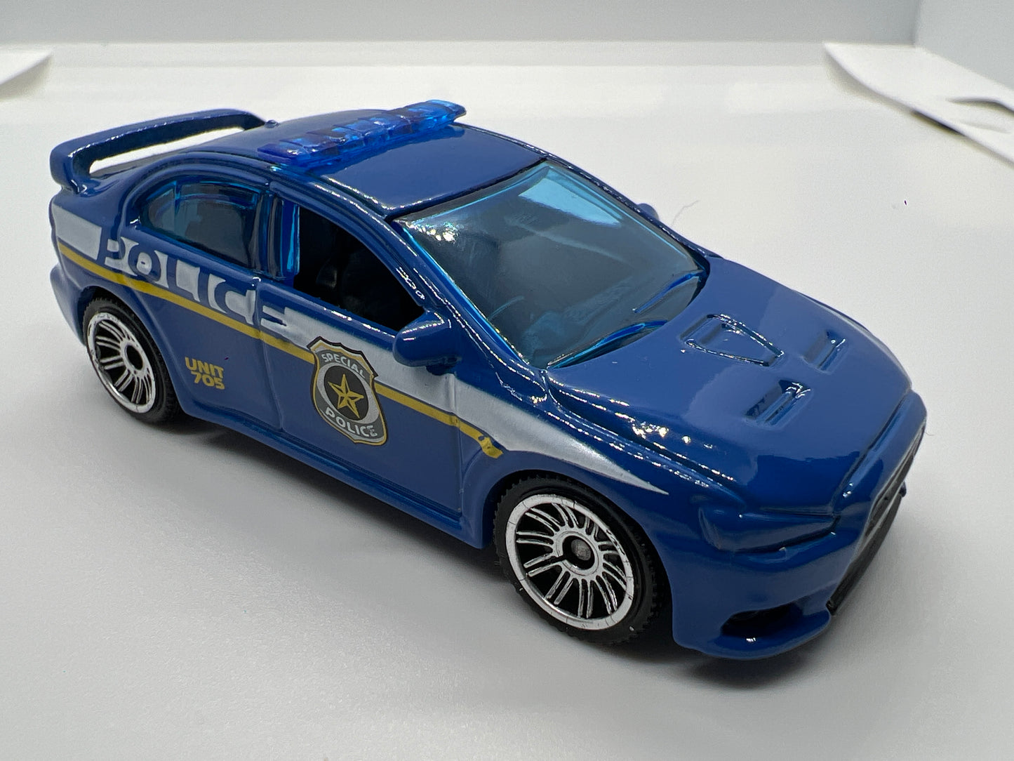 Matchbox 1/64 2010 Mitsubishi Lancer X Blue Police Loose