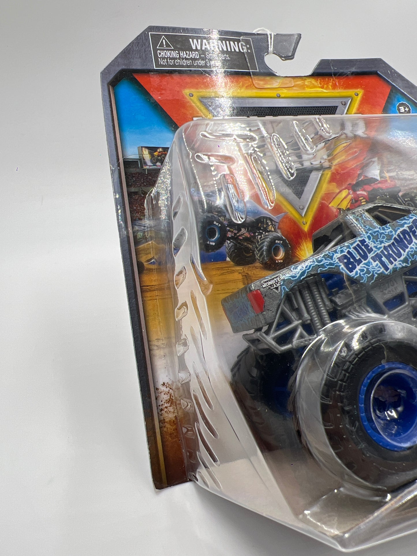 Monster Jam Series 30 Blue Thunder 124i