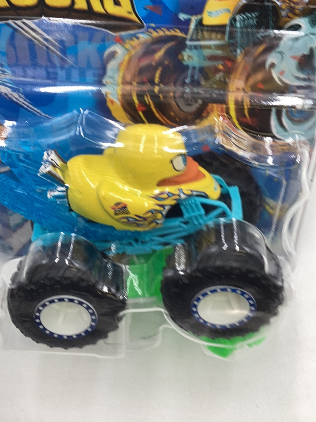 Hot wheels monster Trucks Back to Basics 1/7 Duck n’ Roll 134G