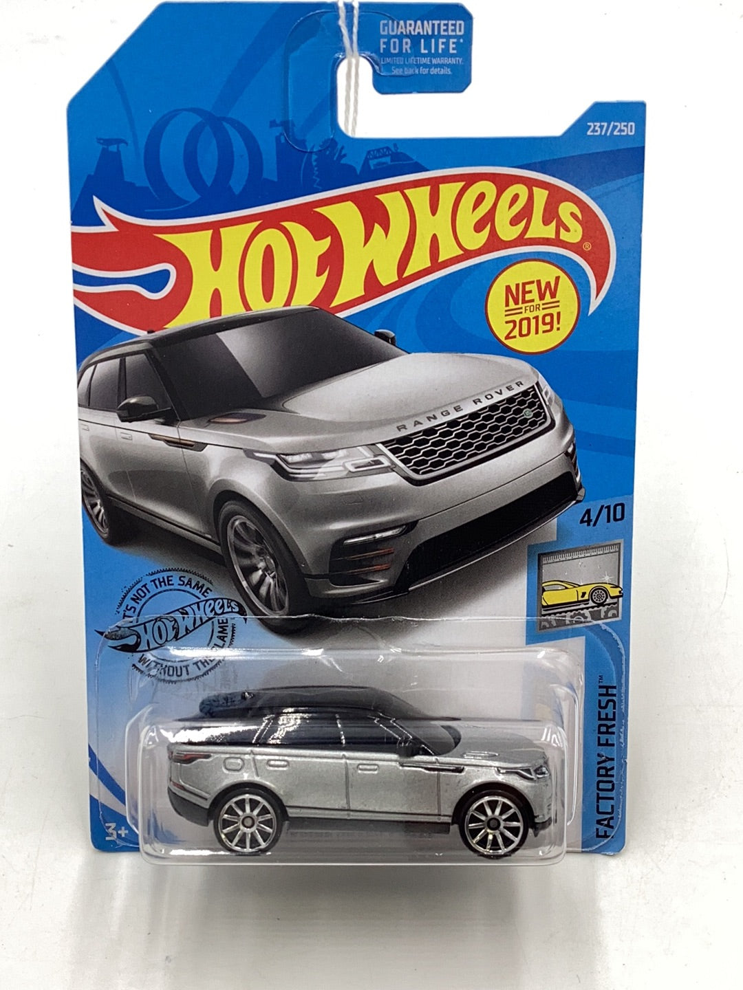 2019 Hot wheels #237 Range Rover Velar 61A