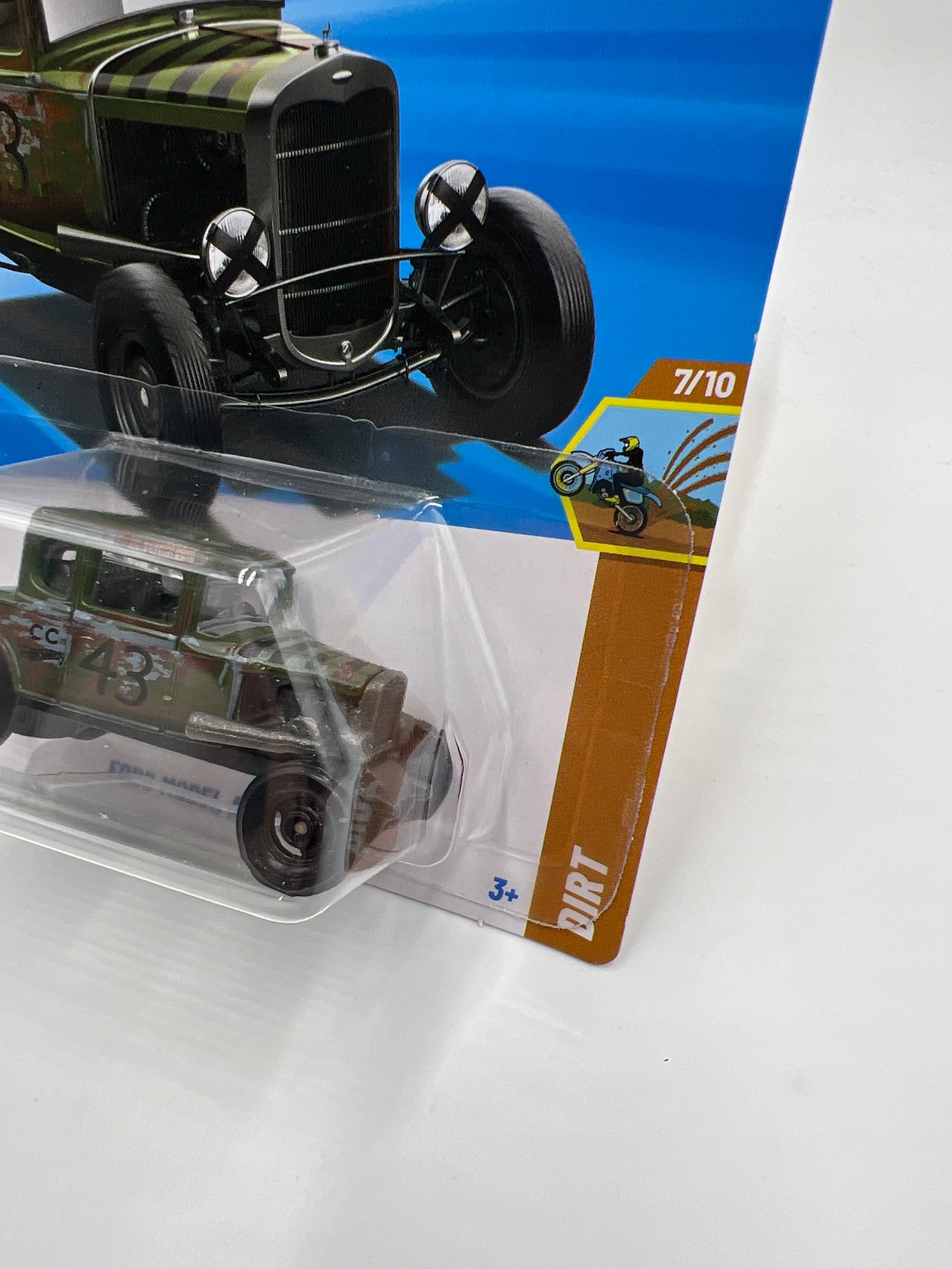 2025 Hot Wheels M Case Dirt #140 Ford Model A Custom 31 Green 32i