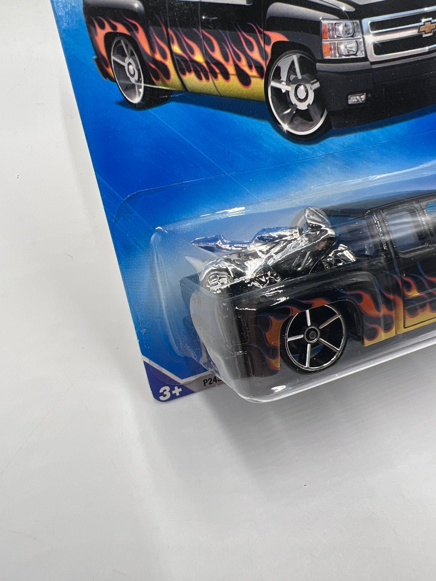 2009 Hot Wheels Heat Fleet #117 Chevy Silverado Black W/Protector