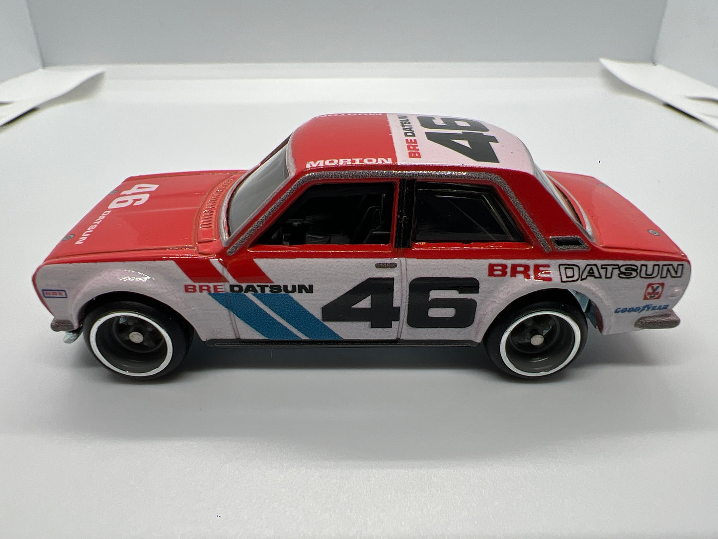 Hot Wheels 1/64 Premium Target 2 Pack Exclusive Datsun Bluebird 510 Red/White BRE Loose