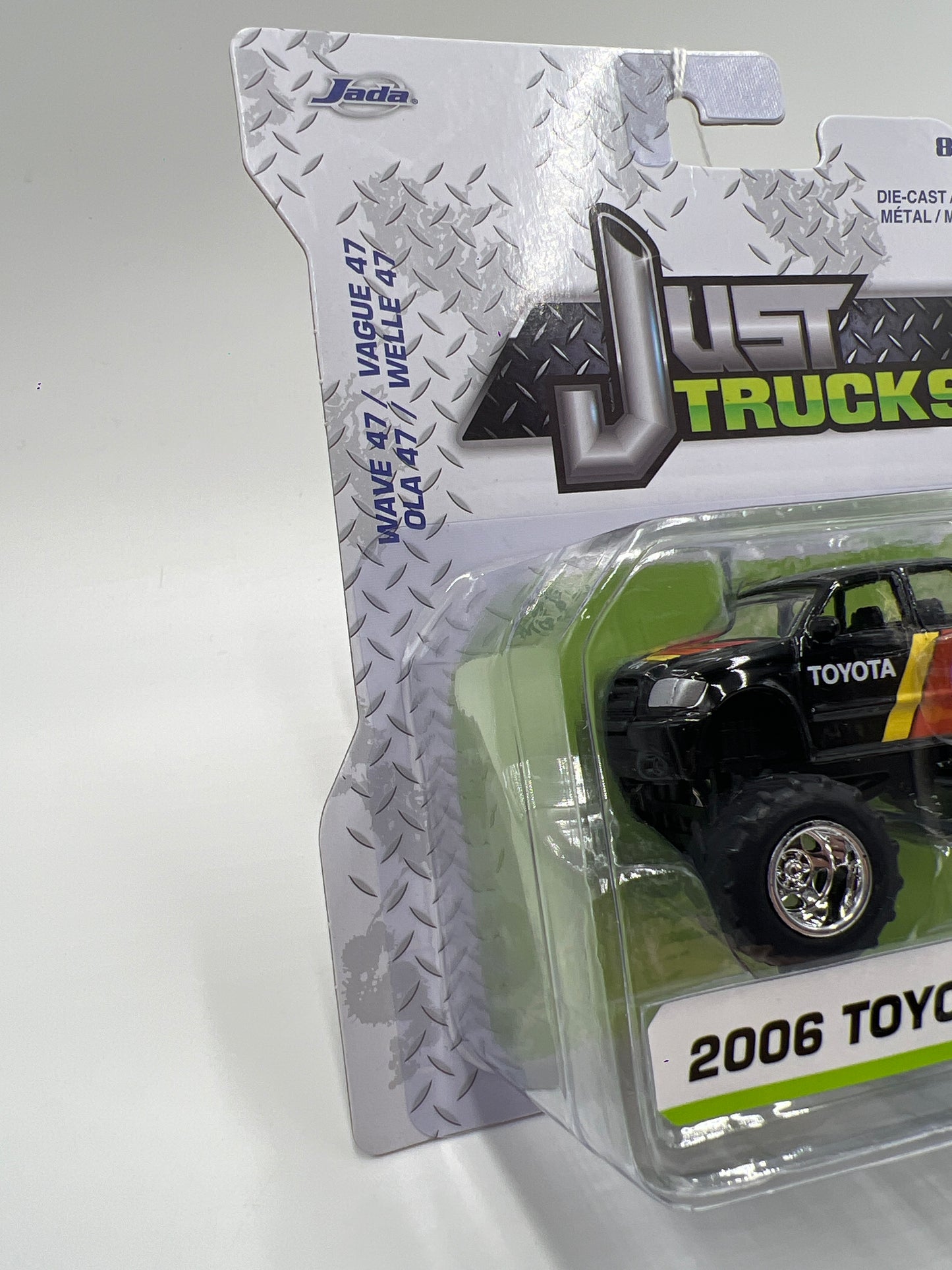 2025 Jada Just Trucks Wave 47 2006 Toyota Tundra Pick Up 182A