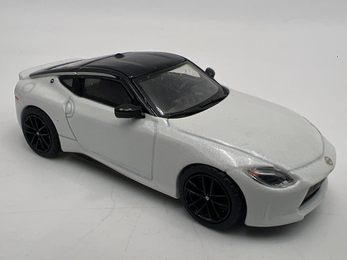Mini GT #599 MiJo Exclusive Nissan Z Performance 2023 Everest White