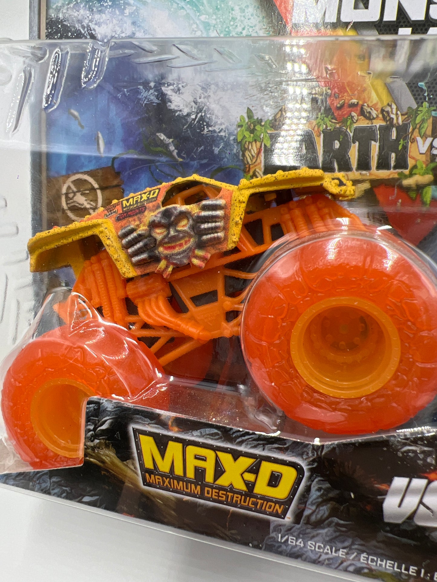 Monster Jam Earth Vs Surf Series 2 Walmart Exclusive Max-D Vs Zombie