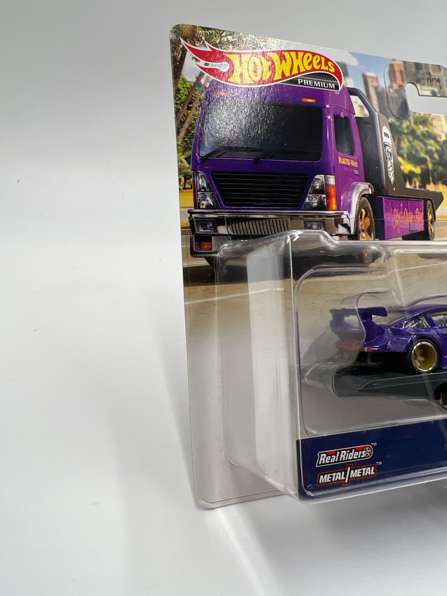2019 HW Team Transport #17 RWB Porsche 930 & Aero Lift Purple W/Protector