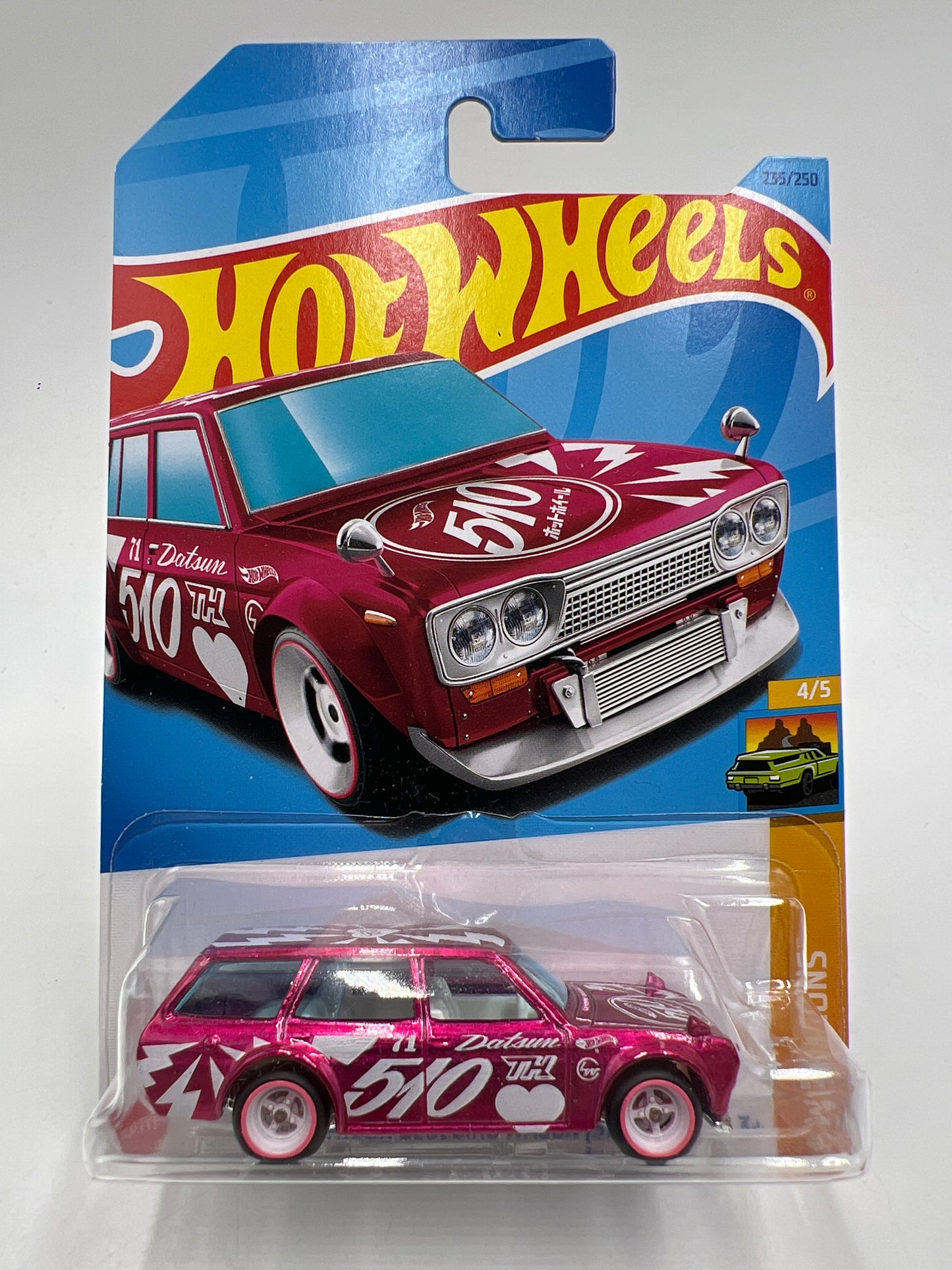 2023 Hot Wheels Super Treasure Hunt Intl Card #235 Datsun Bluebird Wagon 510 Pink W/Protector