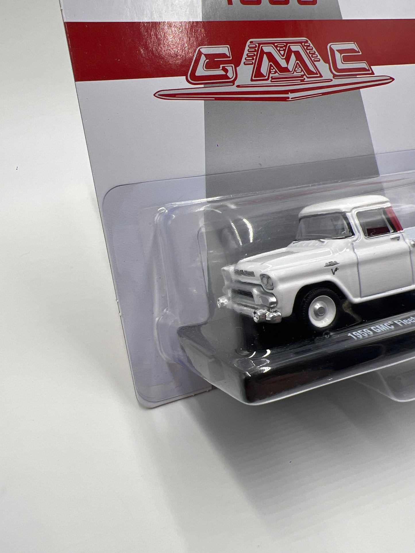 M2 Machines Auto Drivers 1959 GMC Fleetside Truck White R114 190E