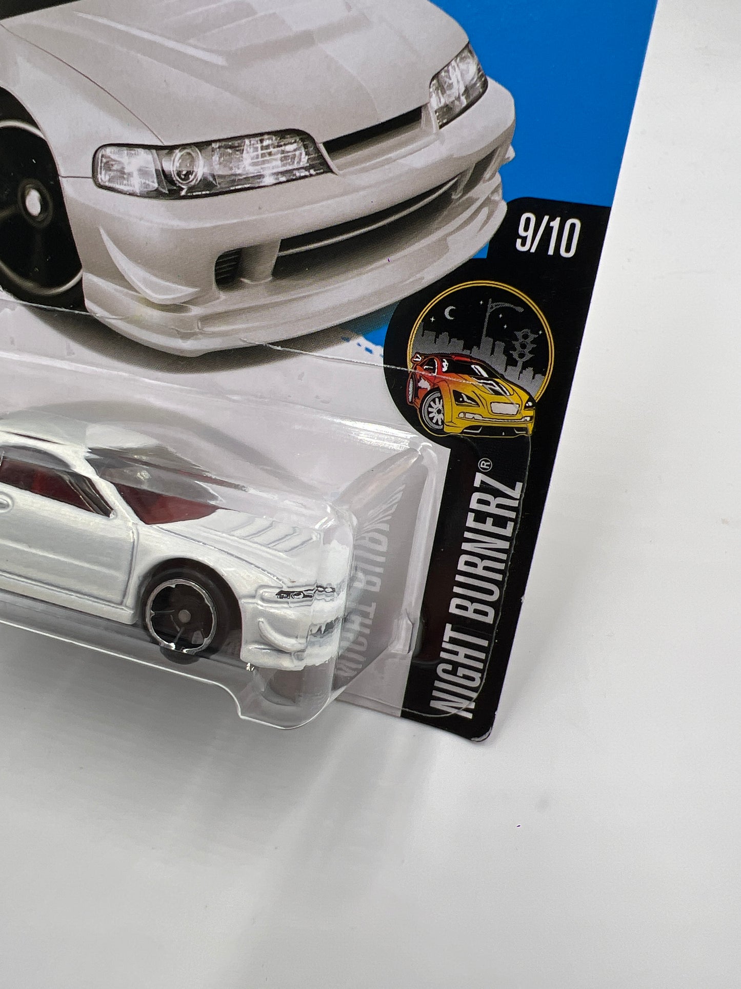 2016 Hot Wheels Night Burnerz #89 Custom 01 Acura Integra GSR White 82A