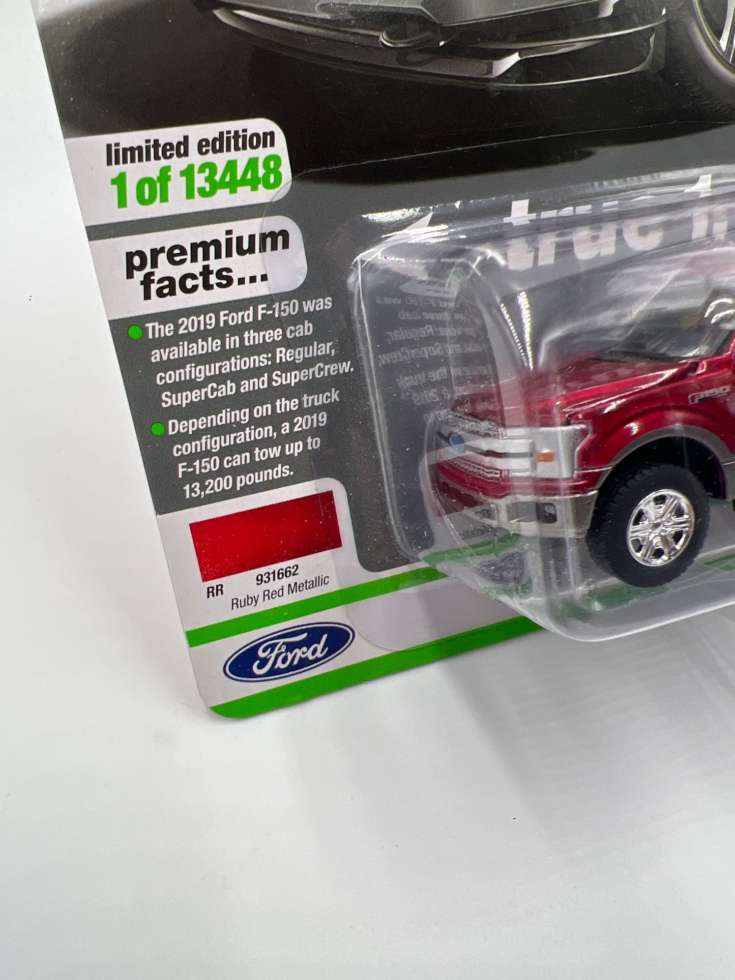 Auto World Muscle Trucks Release 3 Version A 2019 Ford F-150 Lariat Red 183C