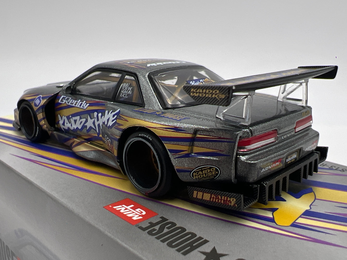 Mini GT Kaido House #235 Nissan Silvia S13-R Kaido Drift V1