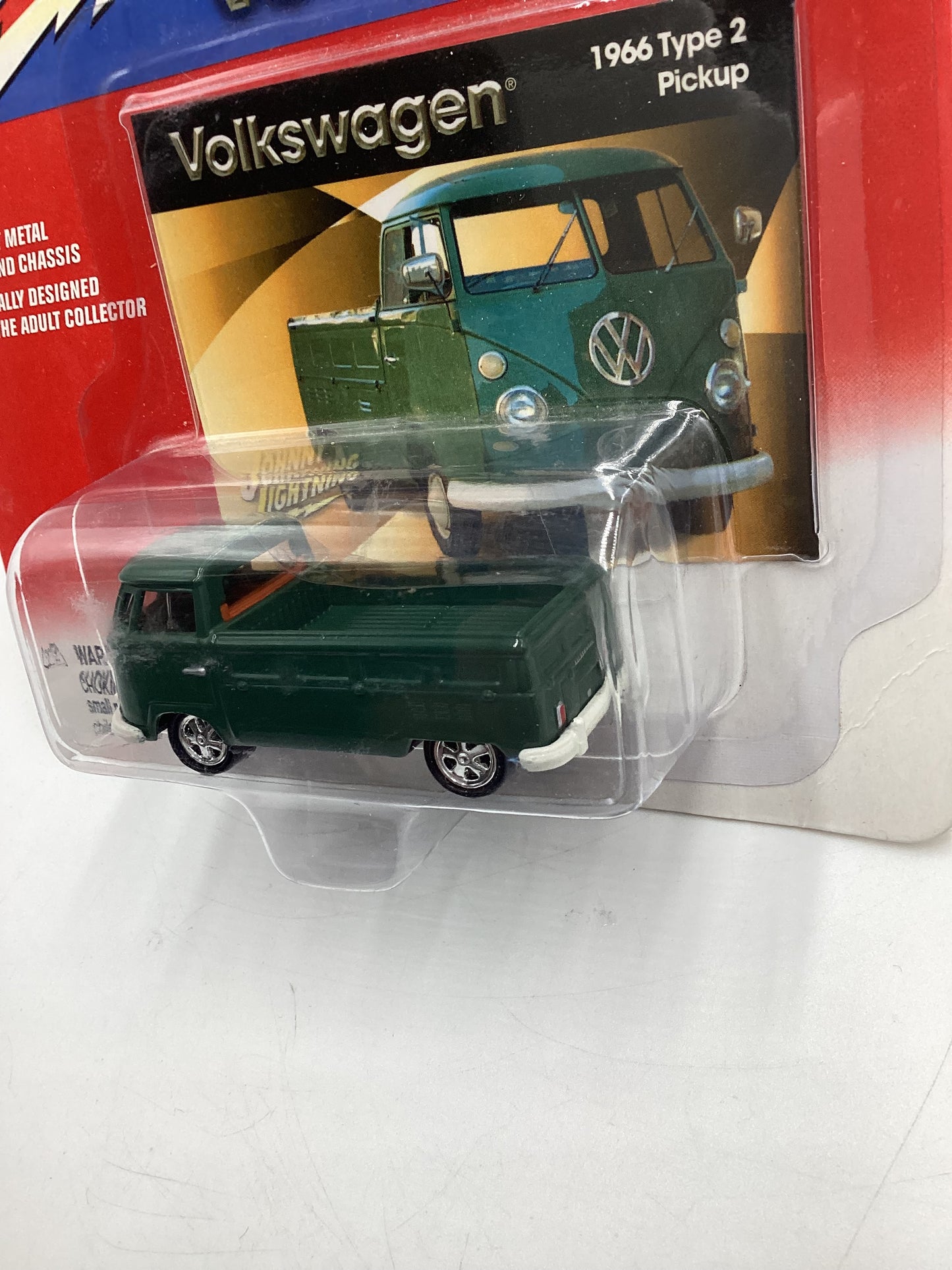 Johnny Lightning Volkswagen 1966 Type 2 Pickup Green 227B