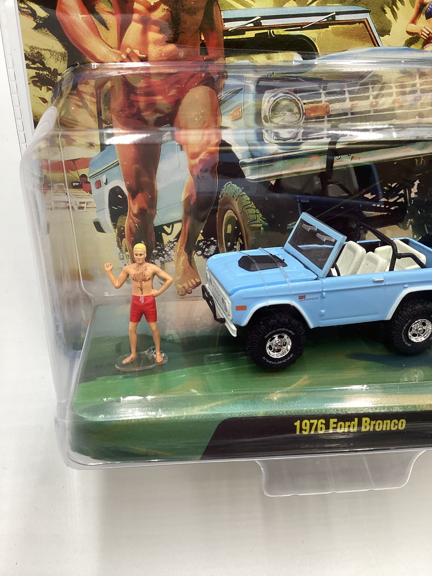 M2 Machines Diorama 1976 Ford Bronco R07 Light Blue 197F