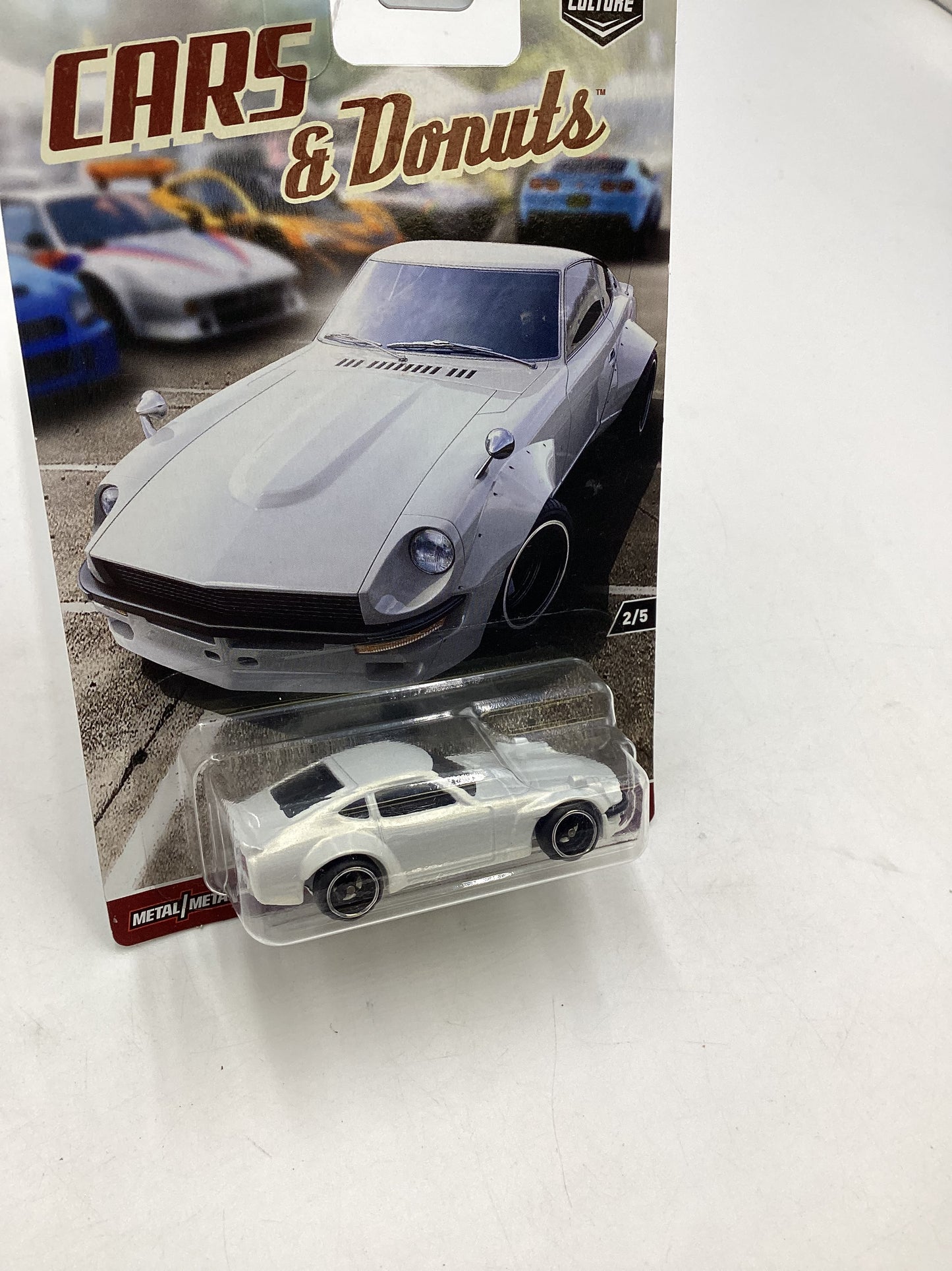 Hot wheels 2017 Cars & Donuts 2/5 Custom Datsun 240Z 245M