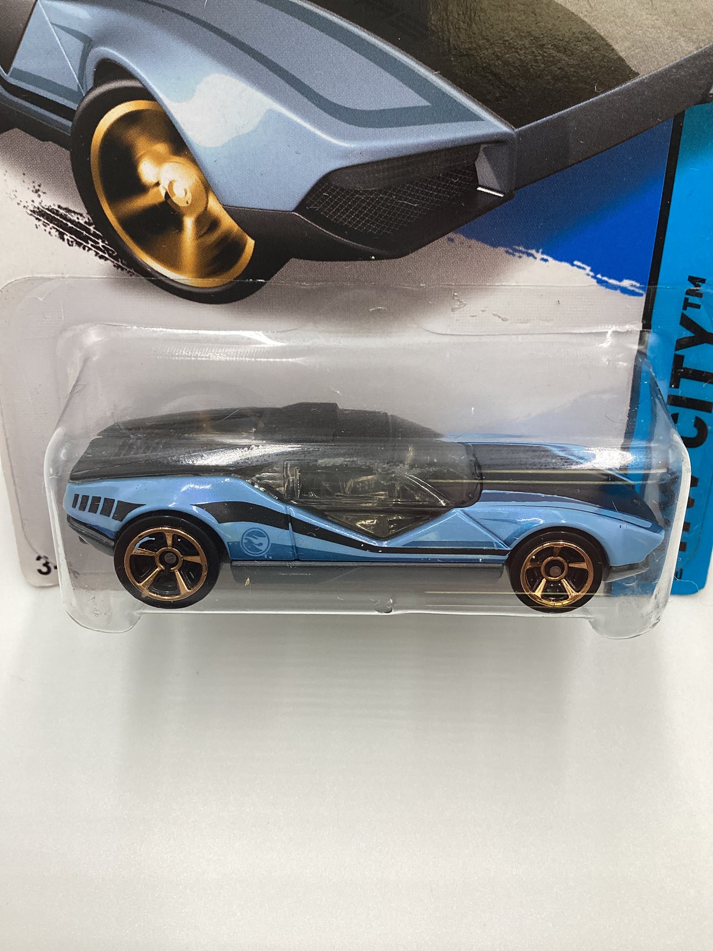 2014 Hot wheels Treasure Hunt #34 La Fasta