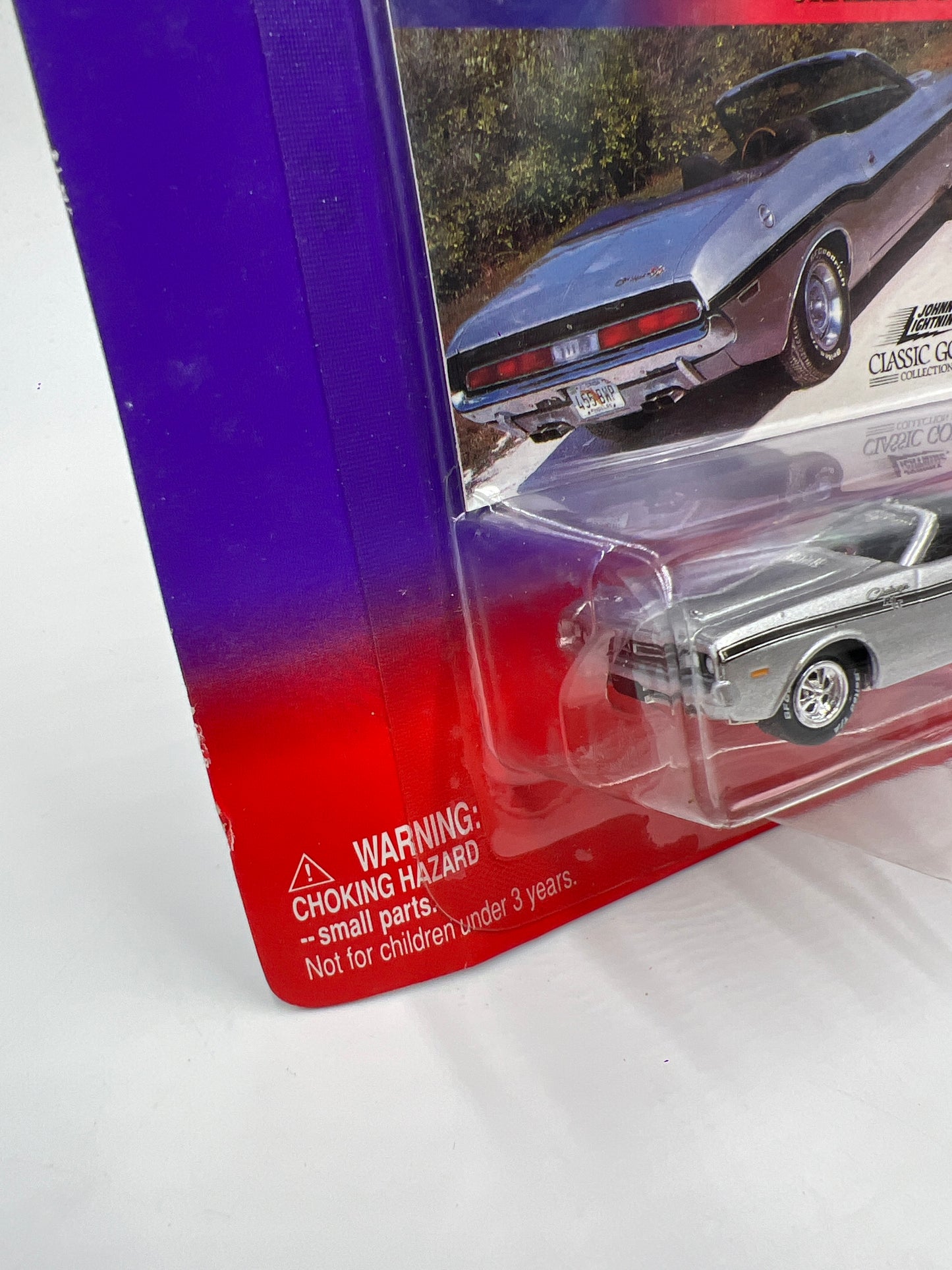 Johnny Lightning Classic Gold Collection 1971 Dodge Challenger Silver 219C