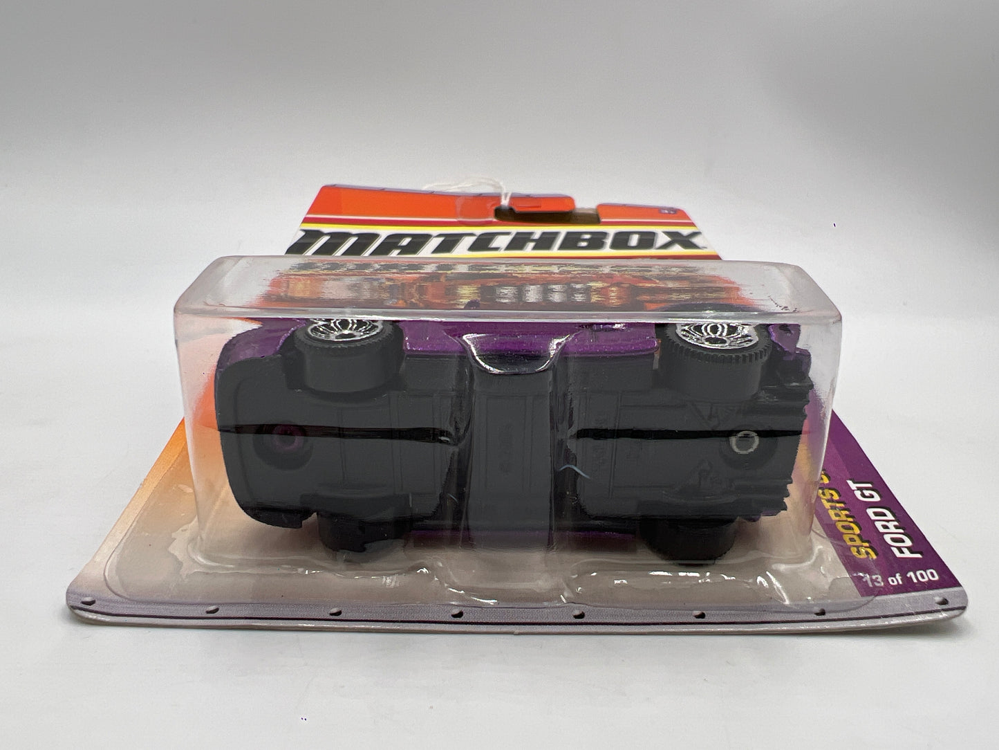 Matchbox Sports Cars #13 Ford GT Purple Card Has Crease