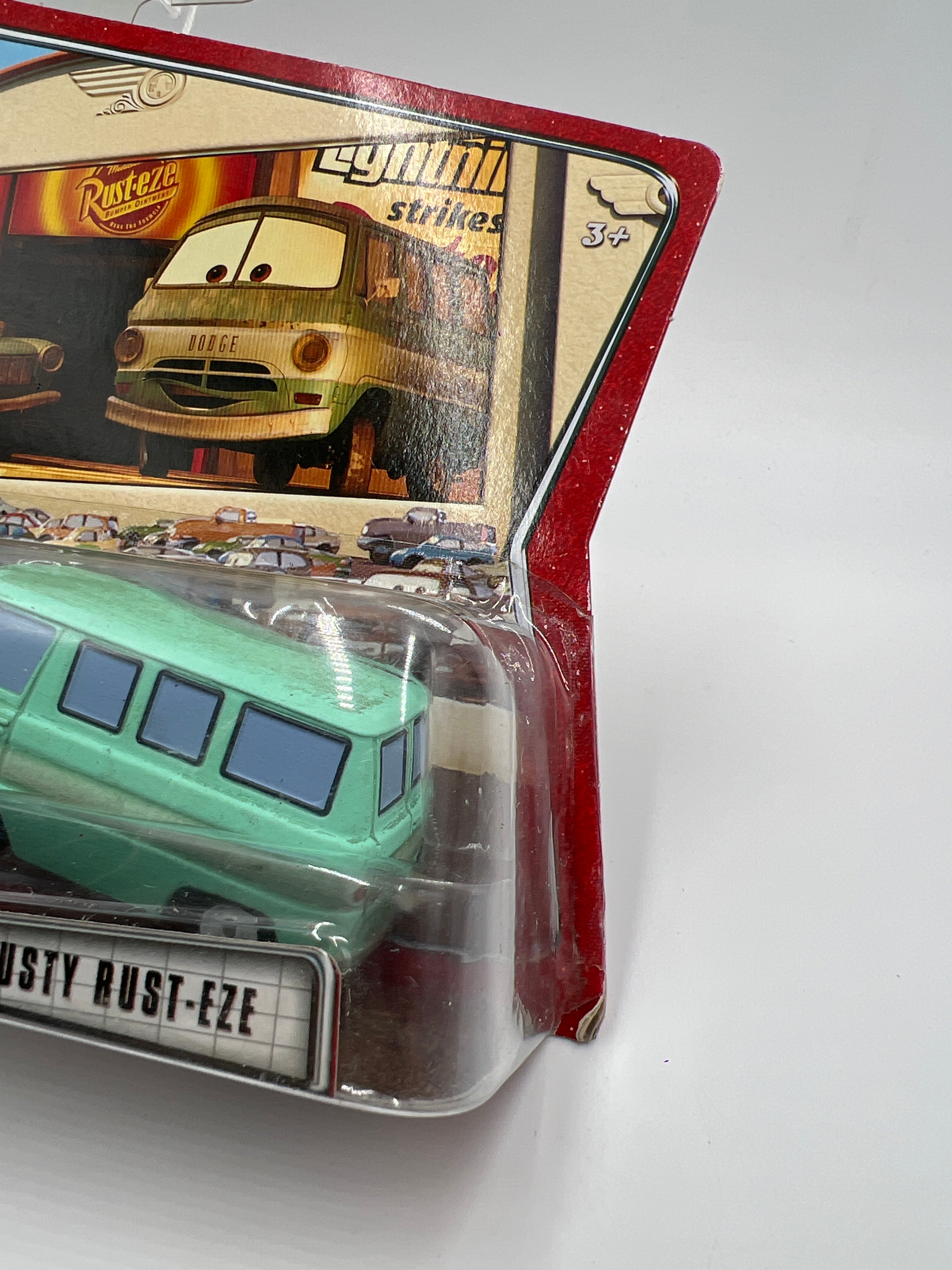 Disney Pixar The World Of Cars 2 Pack Movie Moments Rusty Rust-eze