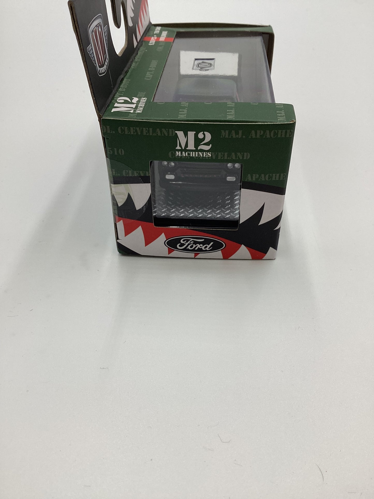 M2 Machines S46 Maj. Apache 1959 Chevrolet Apache De Luxe Fleetside Green S46