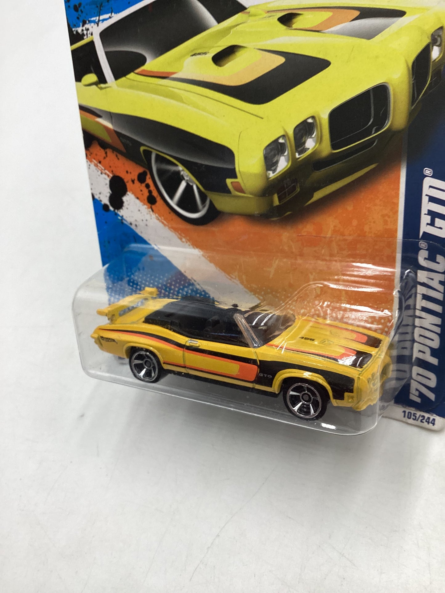 2011 Hot Wheels #105 70 Pontiac GTO Yellow 47i