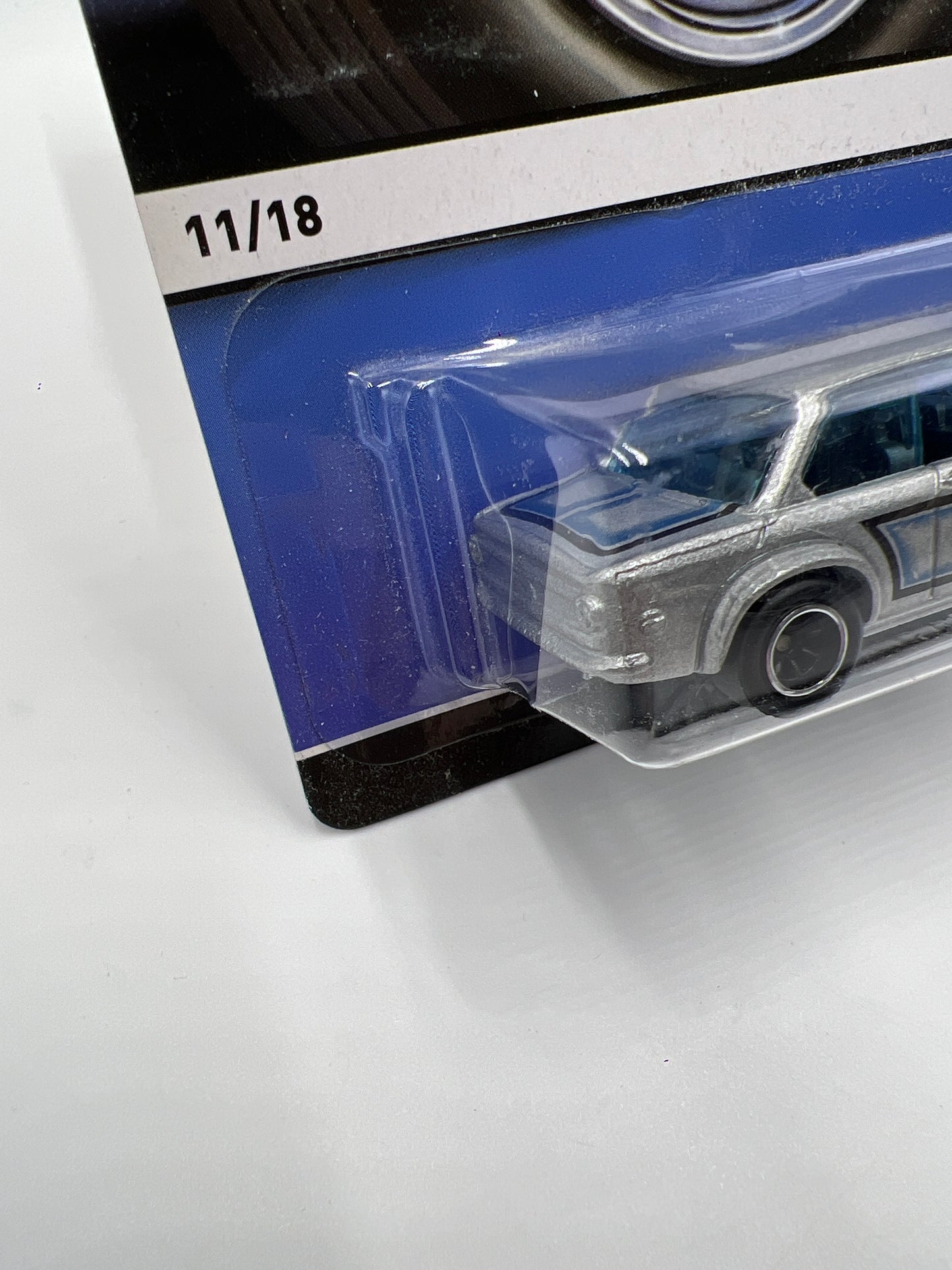 Hot Wheels Heritage Real Riders #11 BMW 2002 Silver 245A