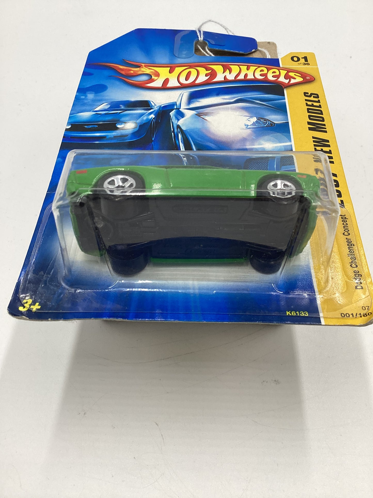 2007 Hot Wheels New Models #1 Dodge Challenger Concept Green 5SP Wheels Card Not Perfect 38D