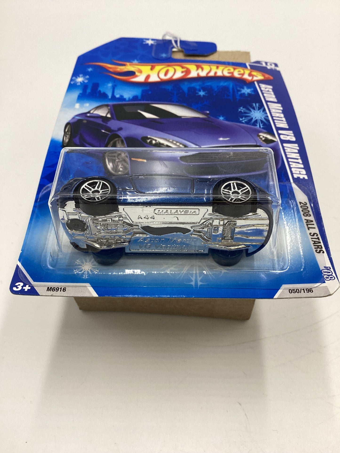 2008 Hot Wheels All Stars #55 Aston Martin V8 Vantage Blue Target Snowflake Card