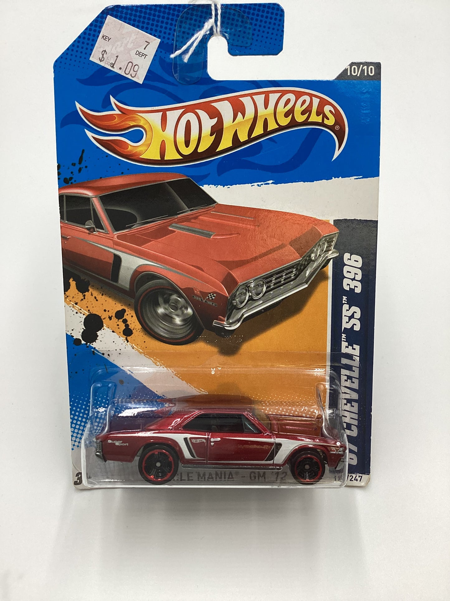 2012 Hot Wheels #110 67 Chevelle SS 396 Red