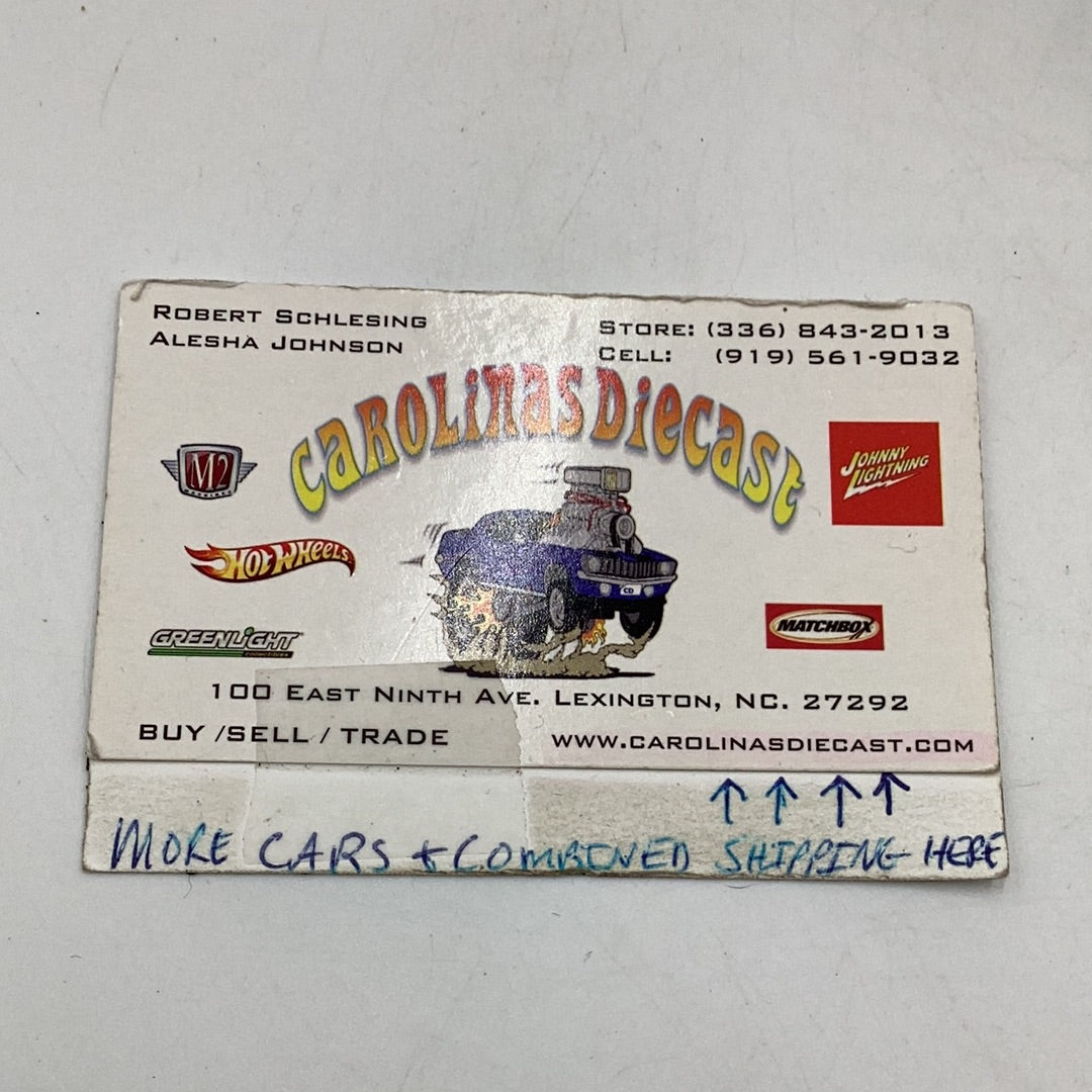 Hot wheels 2th Annual collectors nationals S’Cool Bus 56267 1 of 4000 with protector