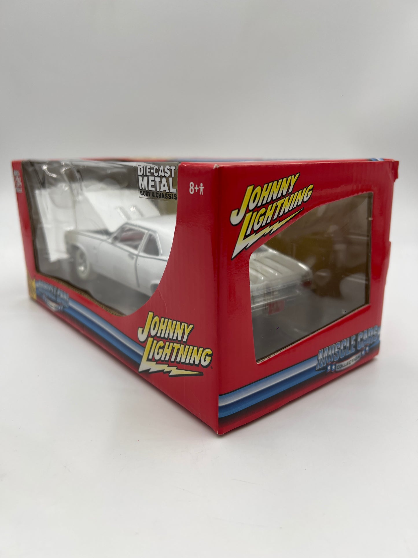 Johnny Lightning 1:24 Scale White Lightning Muscle Cars Chase 1969 Chevy Nova SS White VHTF