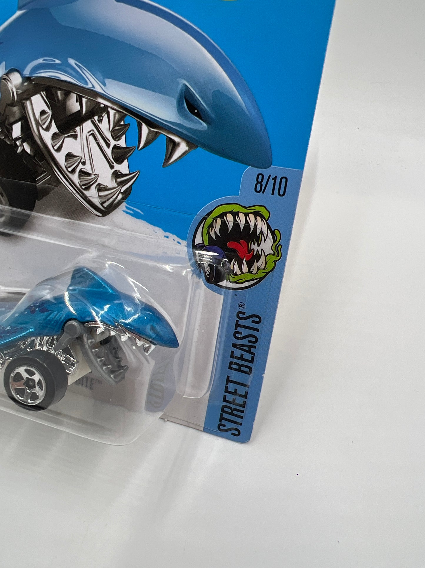 2016 Hot Wheels Street Beasts #208 Shark Bite Blue W/Protector Cracked Blister
