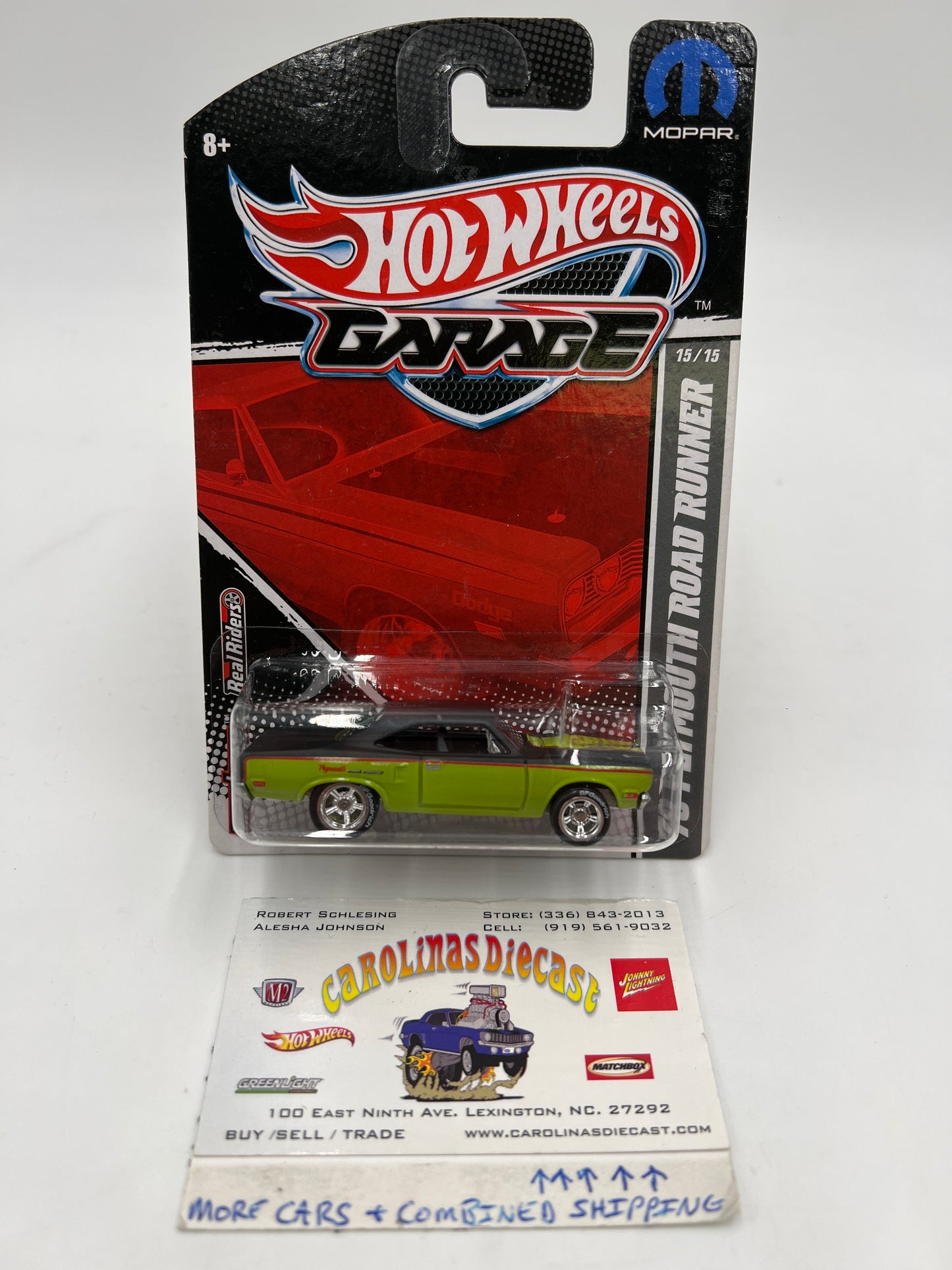 Hot Wheels Garage Mopar Series #15 70 Plymouth Road Runner W/Protector