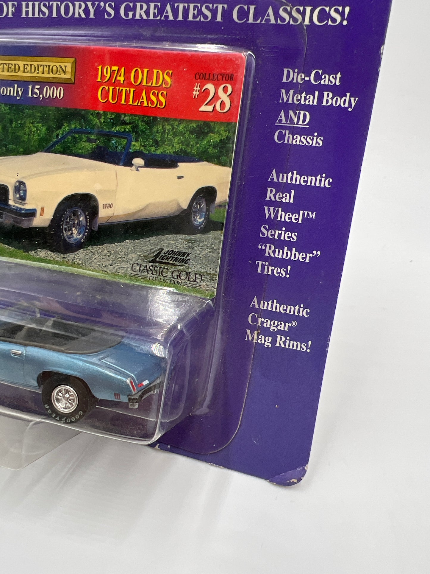 Johnny Lightning Classic Gold Collection #28 1974 Olds Cutlass Blue 219C