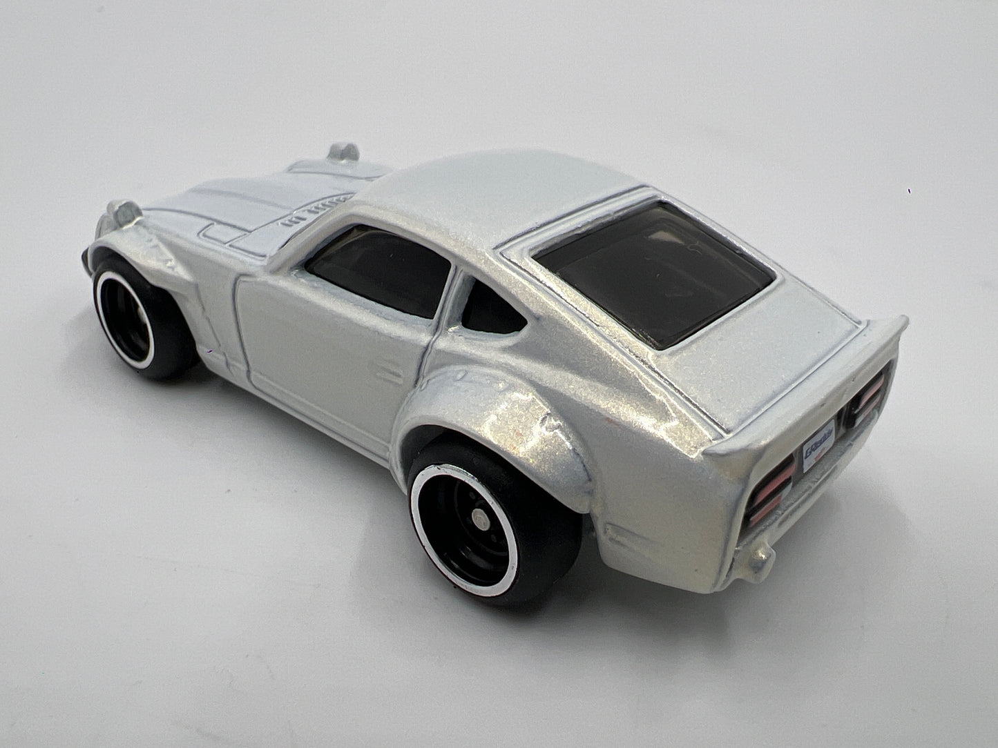 Hot Wheels 1/64 Premium Diorama Set Custom Datsun 240Z White Loose