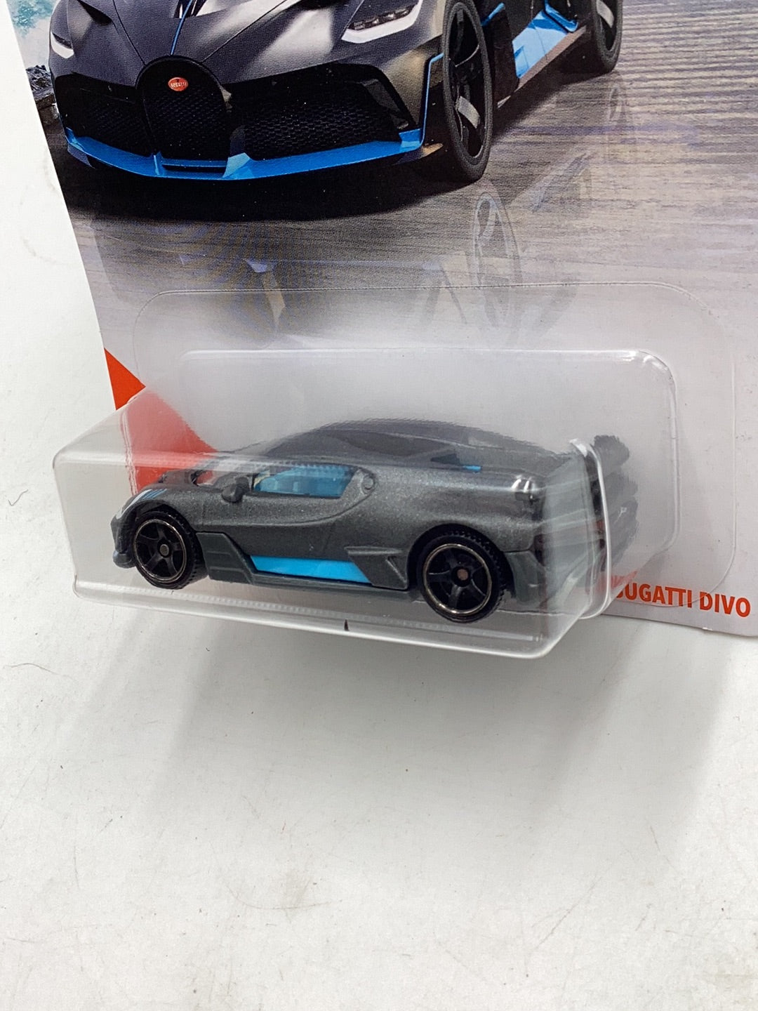 2020 matchbox #46 2018 Bugatti Divo 105F