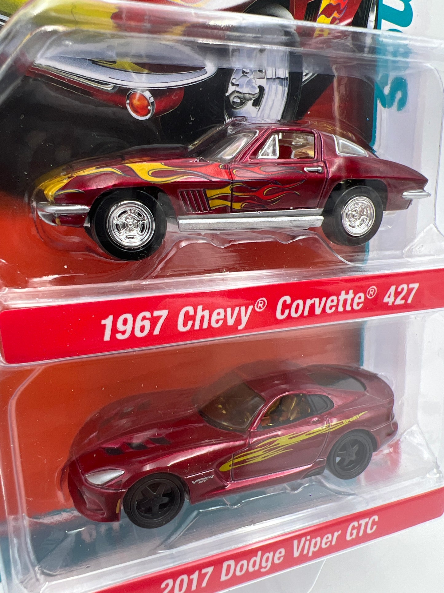 Auto World Target 2 Pack Ultra Red CHASE 1967 Chevy Corvette 427 & 2017 Dodge Viper GTC