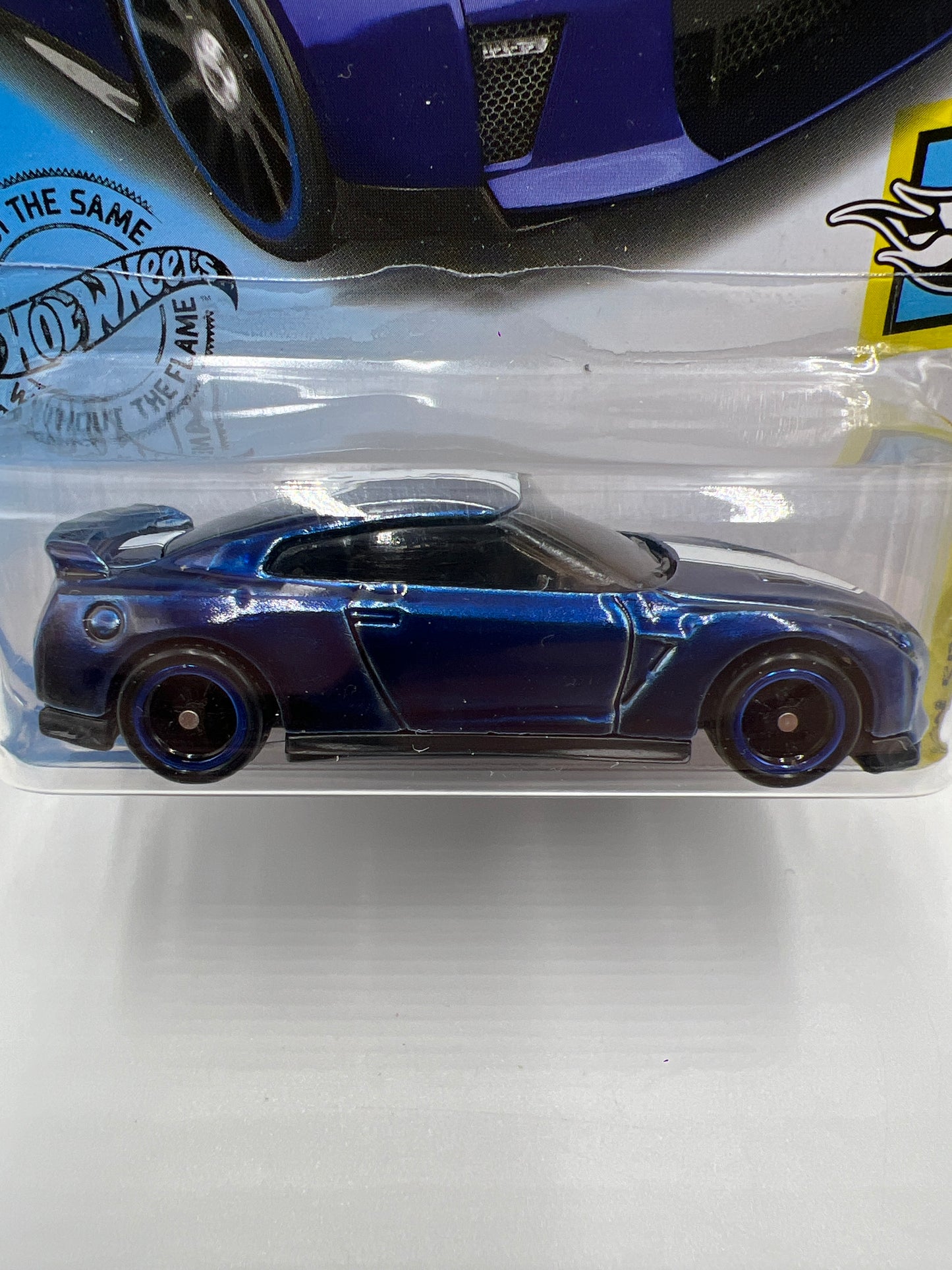 2020 Hot Wheels Super Treasure Hunt #137 17 Nissan GT-R R35 Blue W/Protector