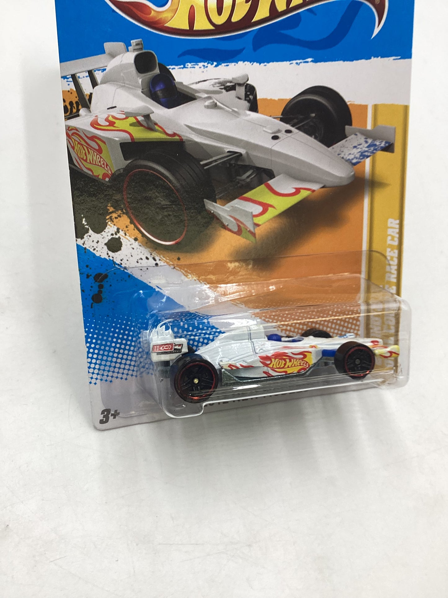 2012 Hot Wheels #42 2011 IndyCar Oval Course Race Car White 50E