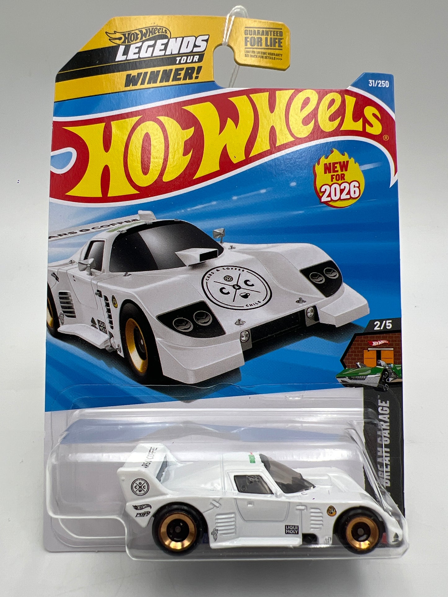 2026 Hot Wheels J Case #31 La Liebre White