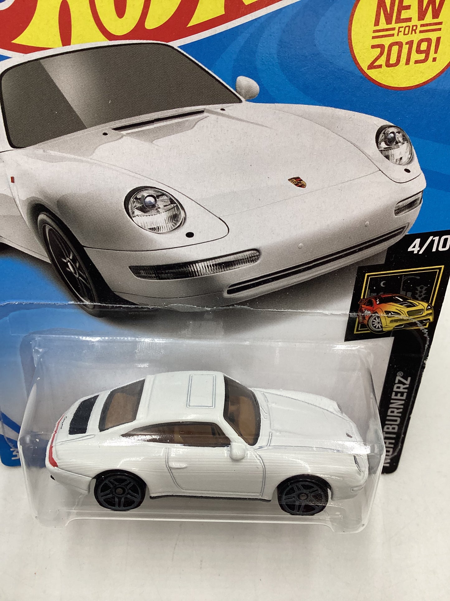 2019 Hot Wheels #155 ‘96 Porsche Carrera White Month Card 100C