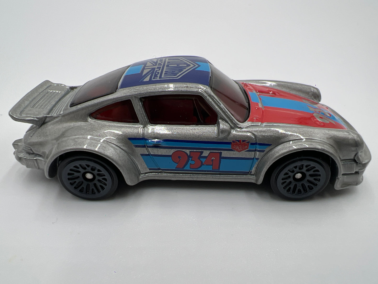 Hot Wheels 1/64 Porsche 934 Turbo RSR Urban Outlaw Gray Loose