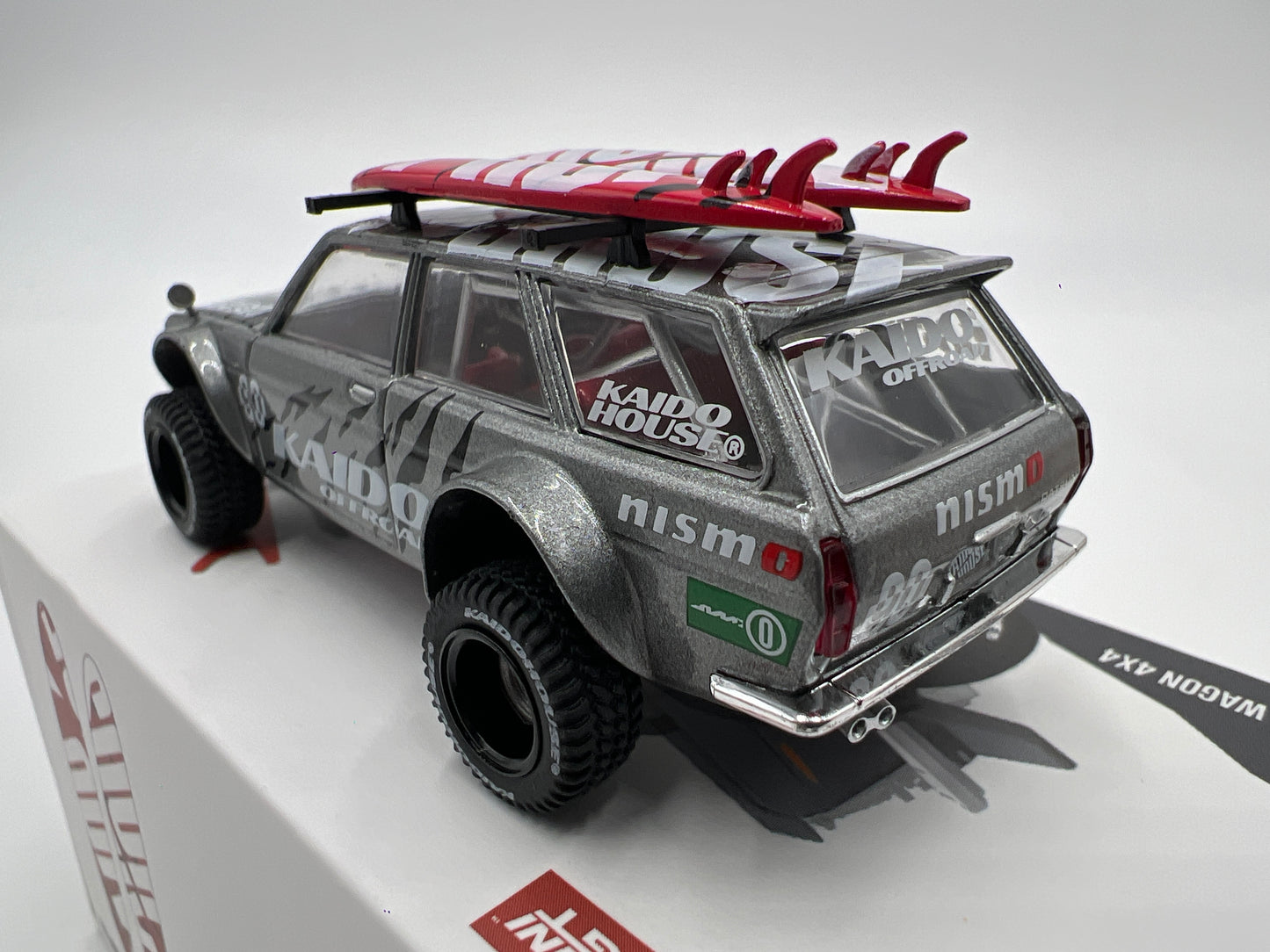 Mini GT x Kaido House #121 Datsun 510 Wagon 4x4 W/Surfboards