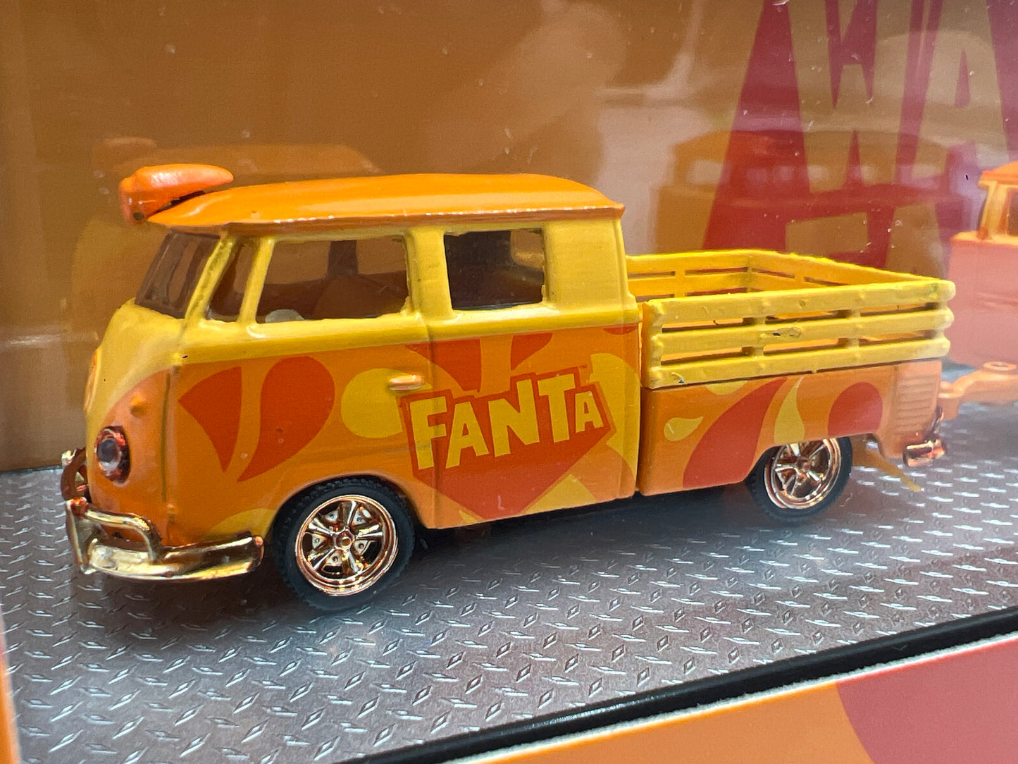 2025 M2 Machines Auto Haulers Coca Cola Fanta CHASE 1960 VW Double Cab Truck & 1960 VW 15 Window Bus TW40