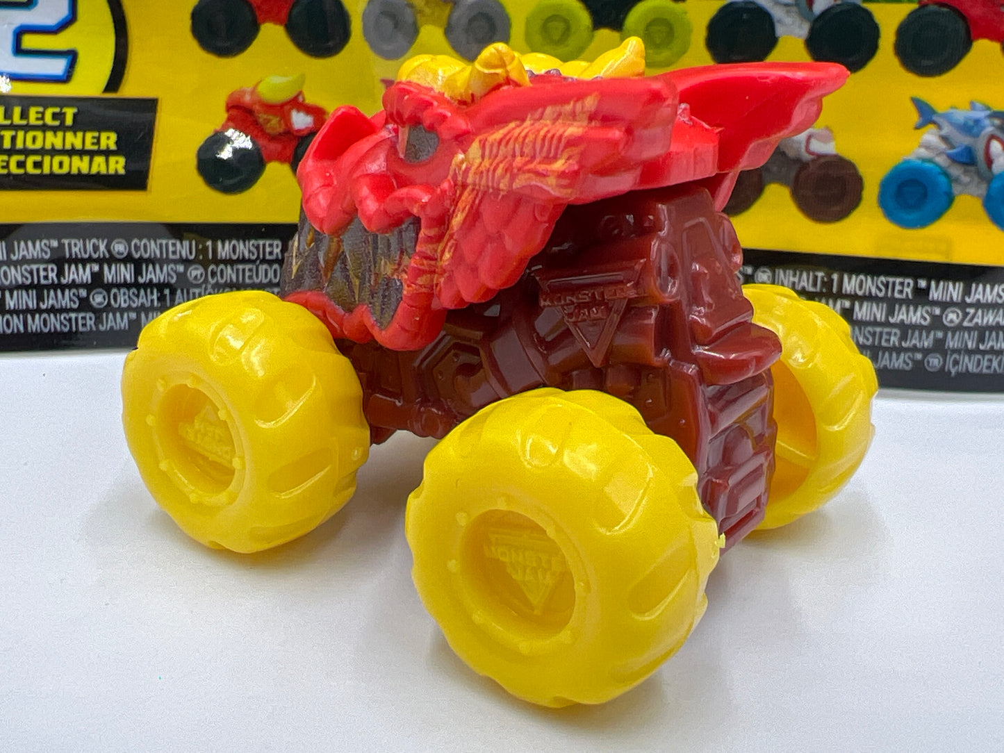 2026 Monster Jam Mini Series 21 #204 Dragon Wild