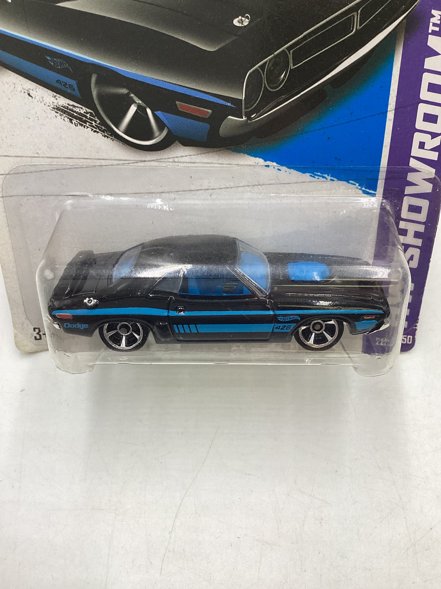 2013 Hot Wheels #222 71 Dodge Challenger Black 39D