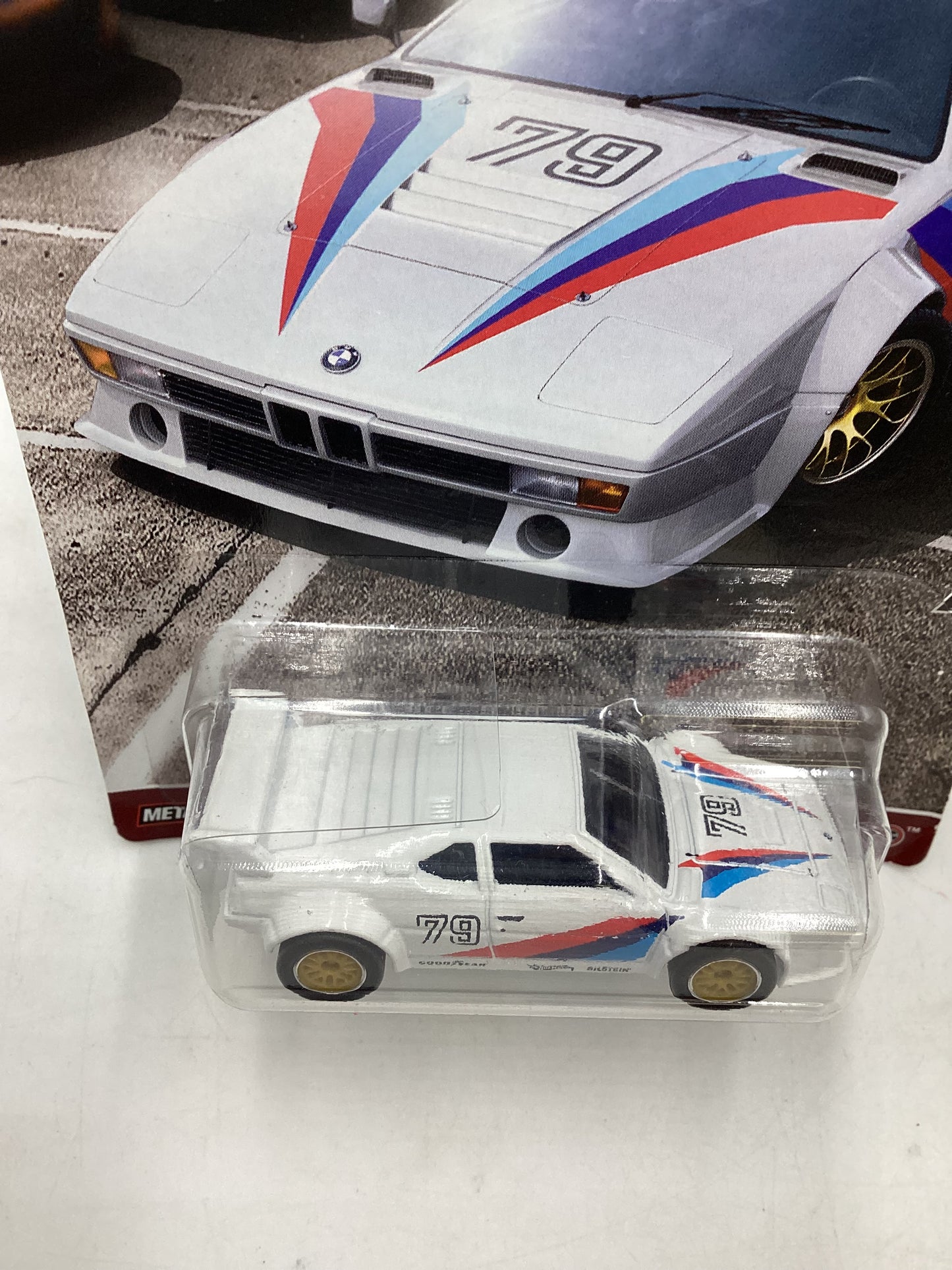 Hot wheels Cars & Donuts 4/5 BMW M1 Procar 245N